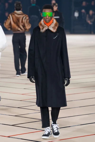 Look 31